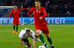 爱游戏官方入口-巴西碾压西班牙，埃尔林送出助攻