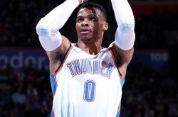 爱游戏官方入口-雄鹿连胜停滞，乔治绝杀雷霆取胜