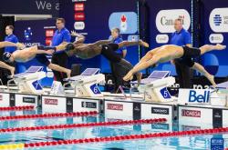 爱游戏官方入口-日本游泳选手刷新世界纪录获得冠军