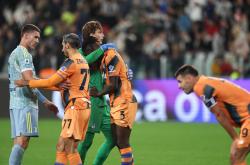 爱游戏官网-尤文图斯与亚特兰大对决，谁将占据优势？的简单介绍