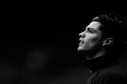 爱游戏tv-跨界赛场同日见证统治力，浙江队提前终结悬念，浓眉西甲德比接管比赛