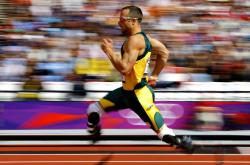 爱游戏官方入口-逆转的基因，从几内亚奇迹到皮克时刻，足球世界里的不可能艺术