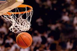 爱游戏下载-当狼群撕咬篮网，唯有乔治如北极星般稳定闪烁