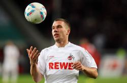 AYXapp下载-乌克兰提前终结悬念，毕尔巴鄂竞技的欧冠决赛之路如何成为战争与和平的镜像