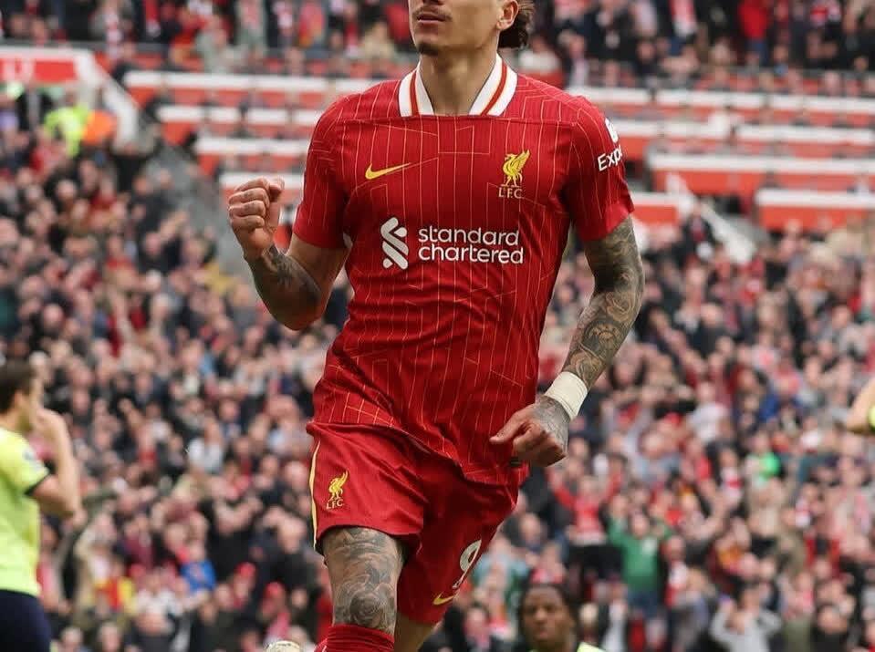 利物浦客场惊险逆转,赢得关键三分 利物浦客场惊险逆转,赢得关键三分