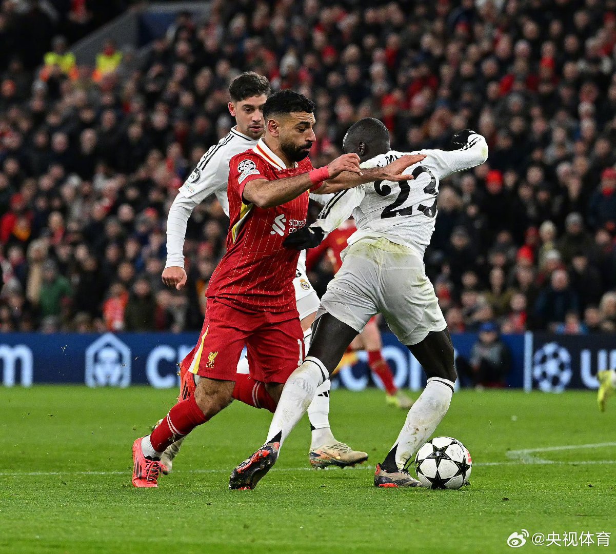 利物浦-大胜曼城,萨拉赫梅开二度 利物浦-大胜曼城,萨拉赫梅开二度