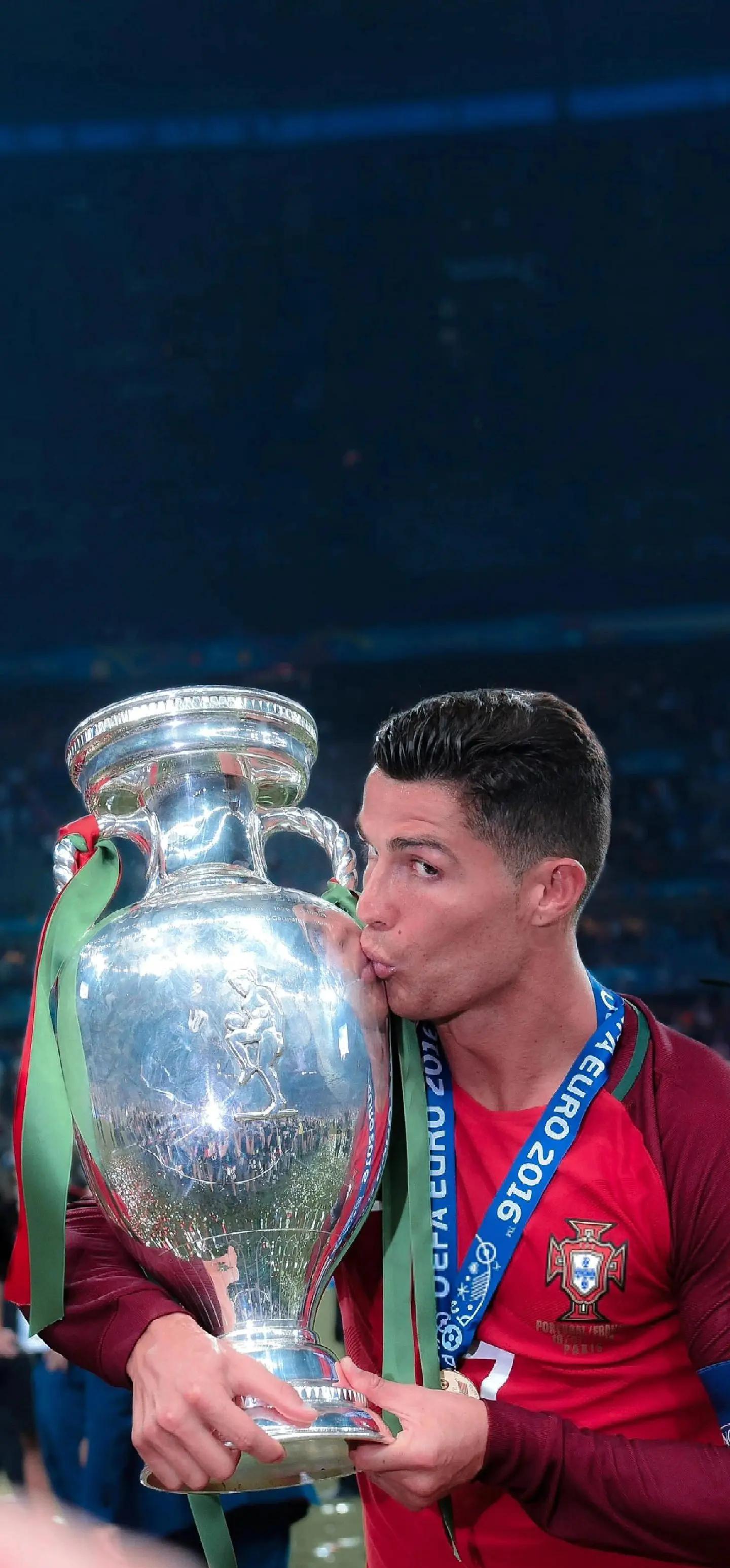 法国战胜葡萄牙,斩获欧锦赛强资格 法国战胜葡萄牙,斩获欧锦赛强资格