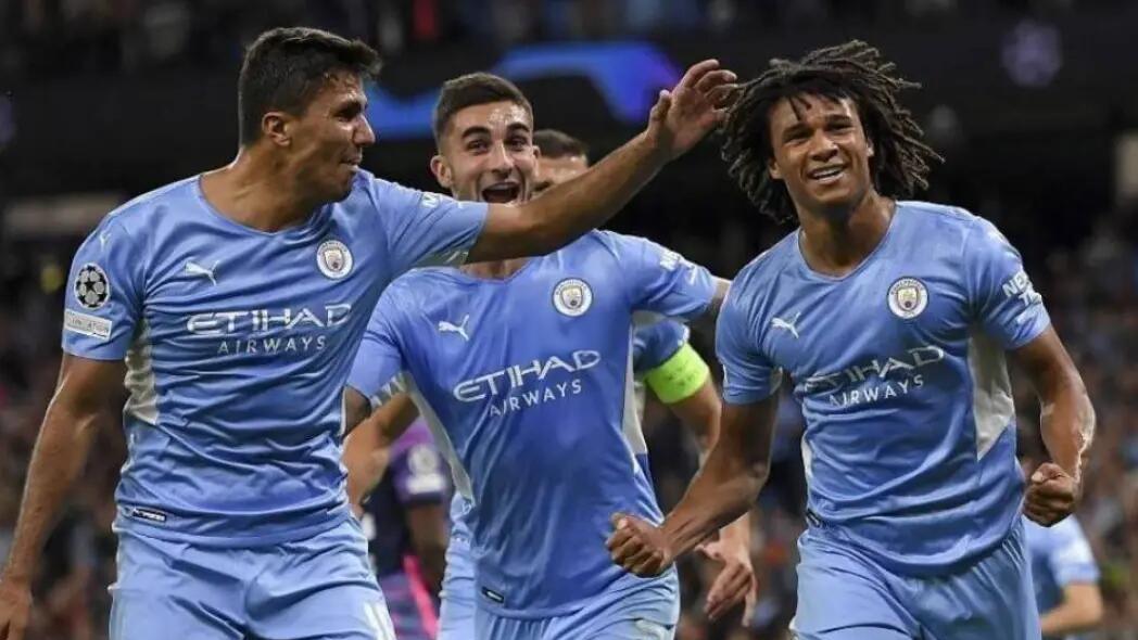 阿贾克斯力克欧冠冠军曼城,晋级豪取四连胜的简单介绍 阿贾克斯力克欧冠冠军曼城,晋级豪取四连胜的简单介绍