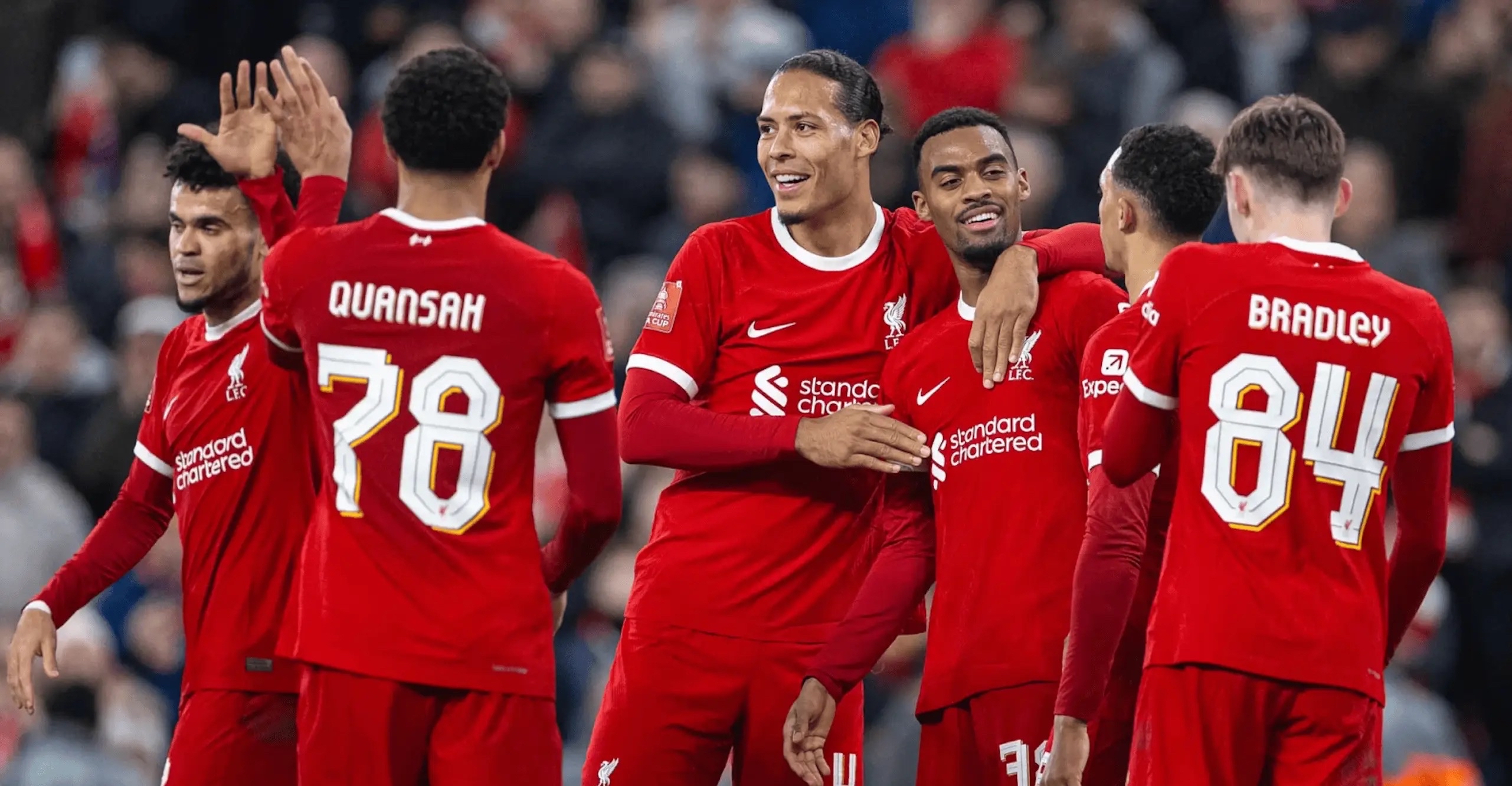 利物浦主场轻取对手，保住积分榜首位的简单介绍