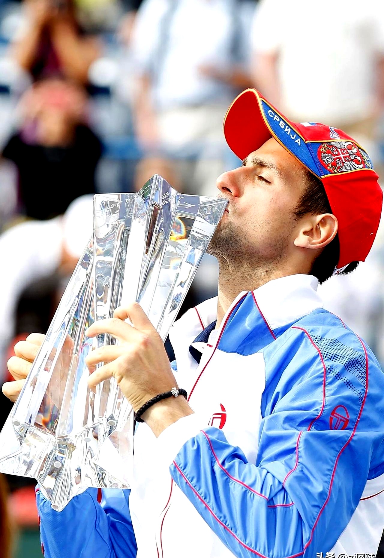 包含戴维斯杯险胜ATP总决赛,德约科维奇刷新纪录的词条 包含戴维斯杯险胜ATP总决赛,德约科维奇刷新纪录的词条