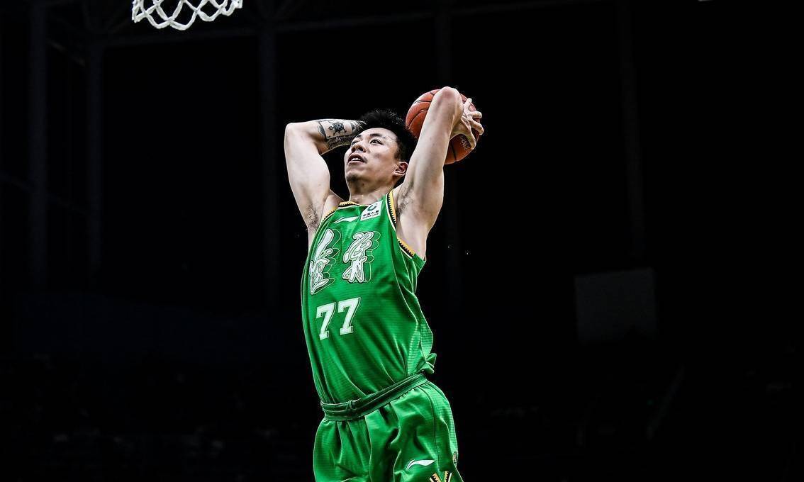 江苏队横扫山东队,张镇麟高光表现 江苏队横扫山东队,张镇麟高光表现