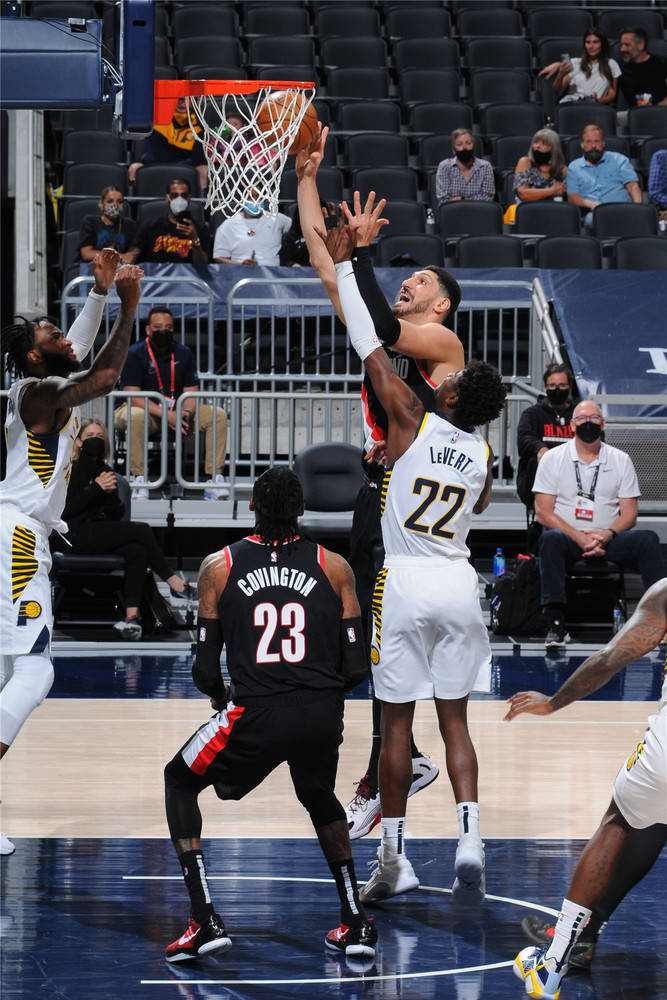 步行者客场战胜开拓者,顺利晋级的简单介绍 步行者客场战胜开拓者,顺利晋级的简单介绍